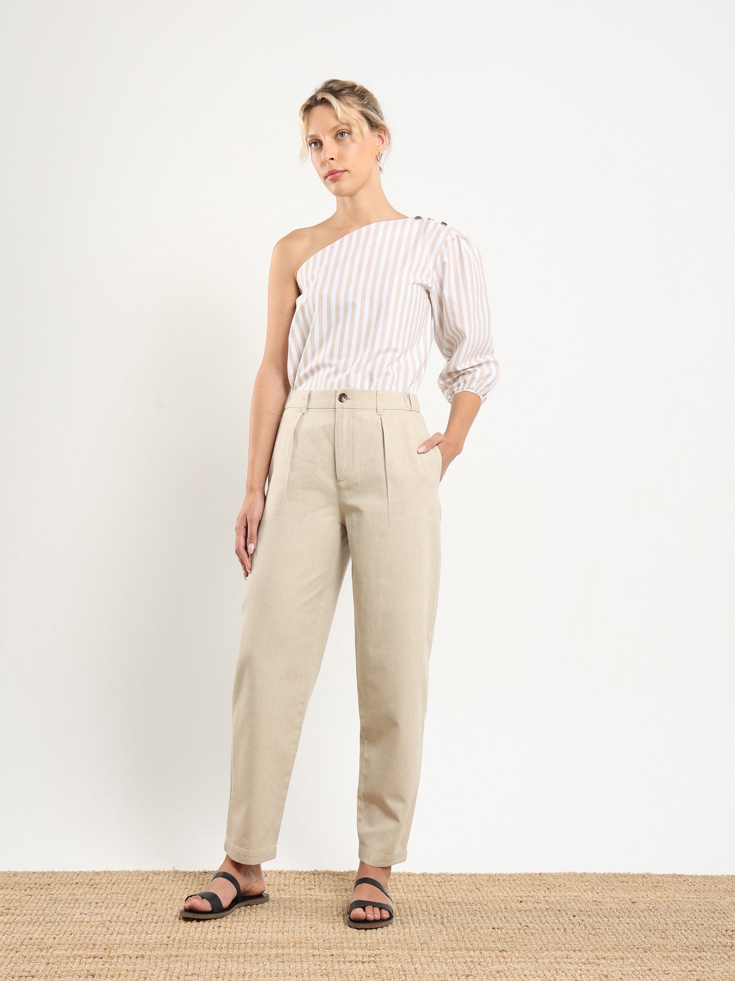 Pleated Trouser