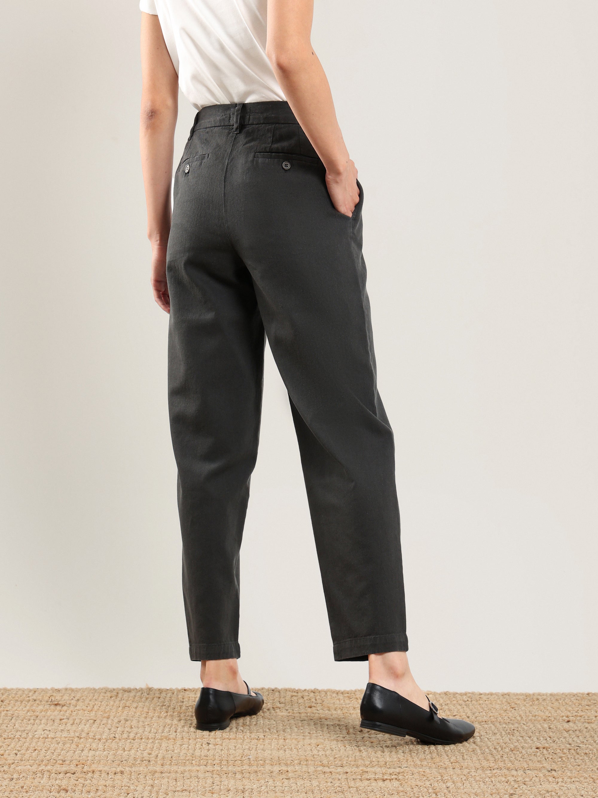 Pleated Trouser