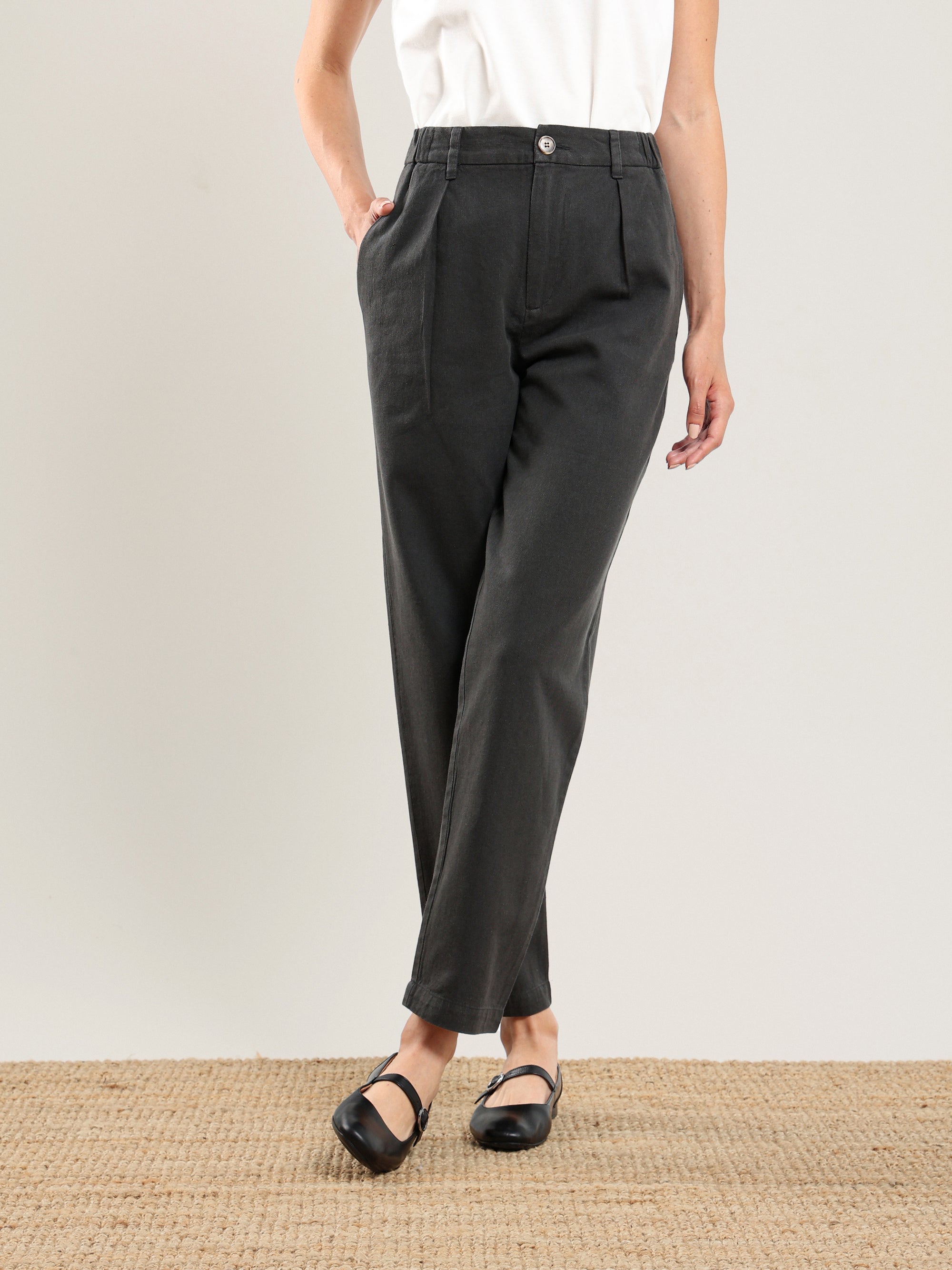 Pleated Trouser