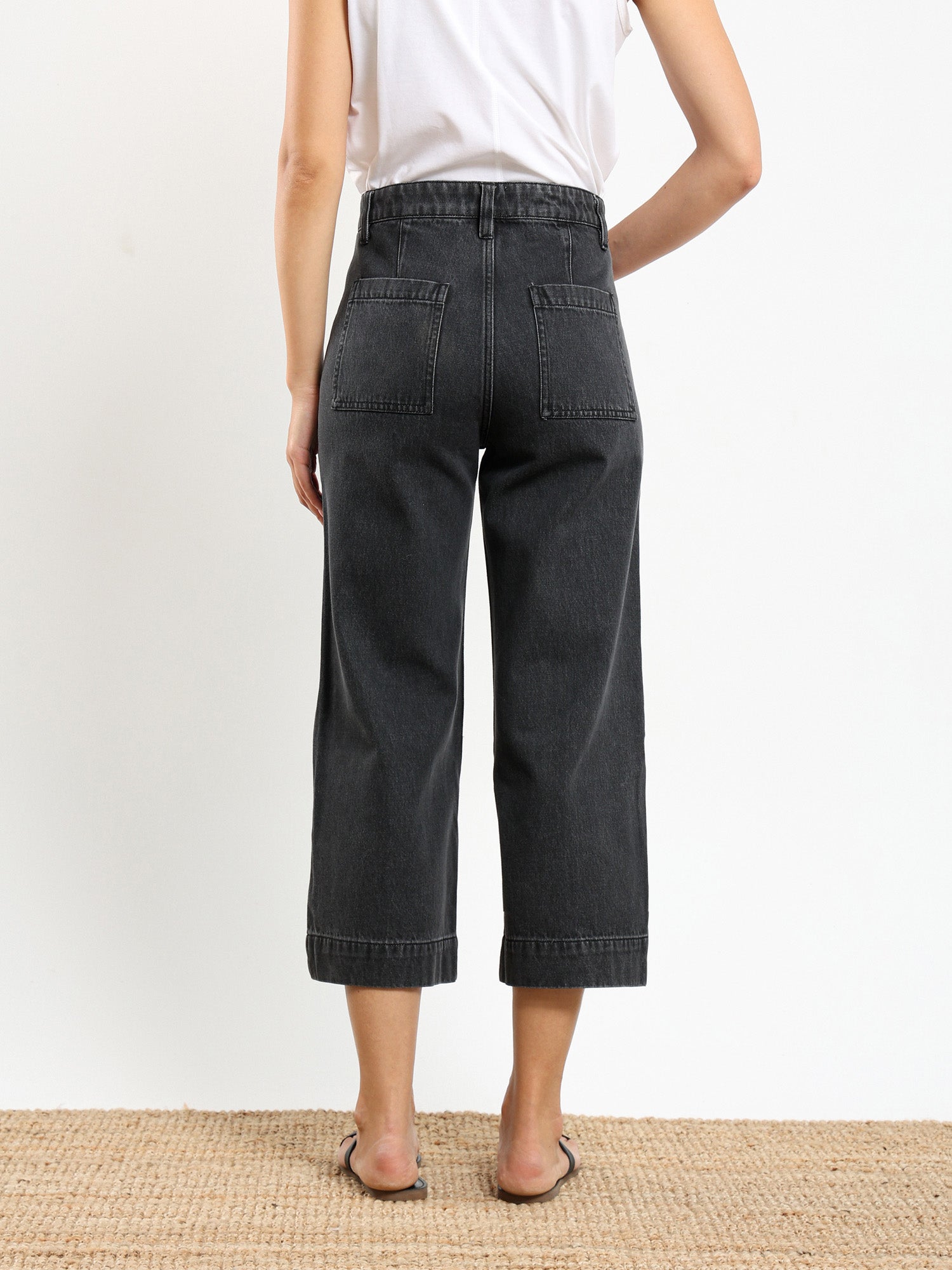 Wide Leg Cropped Jean