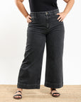 Wide Leg Cropped Jean