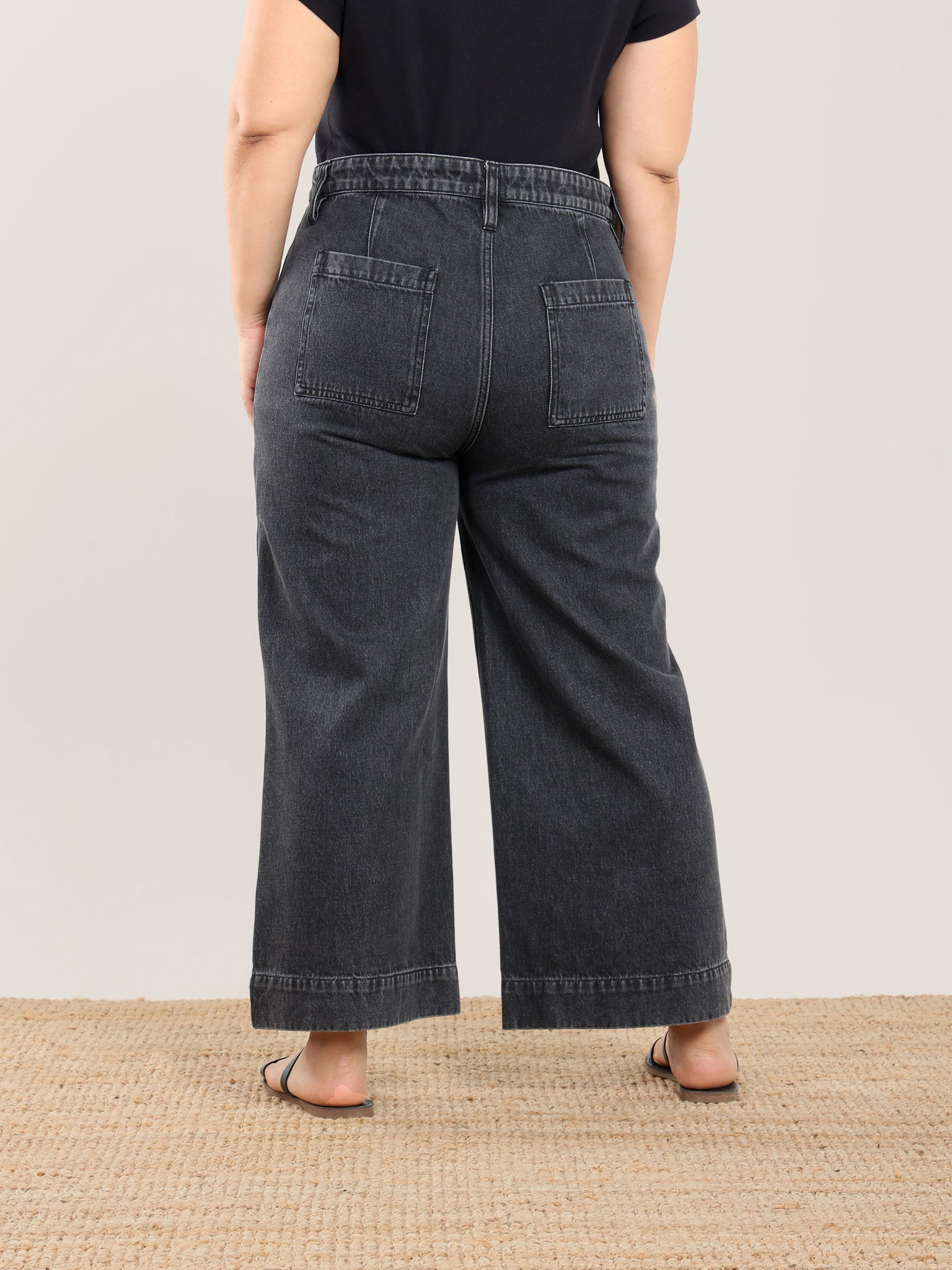 Wide Leg Cropped Jean